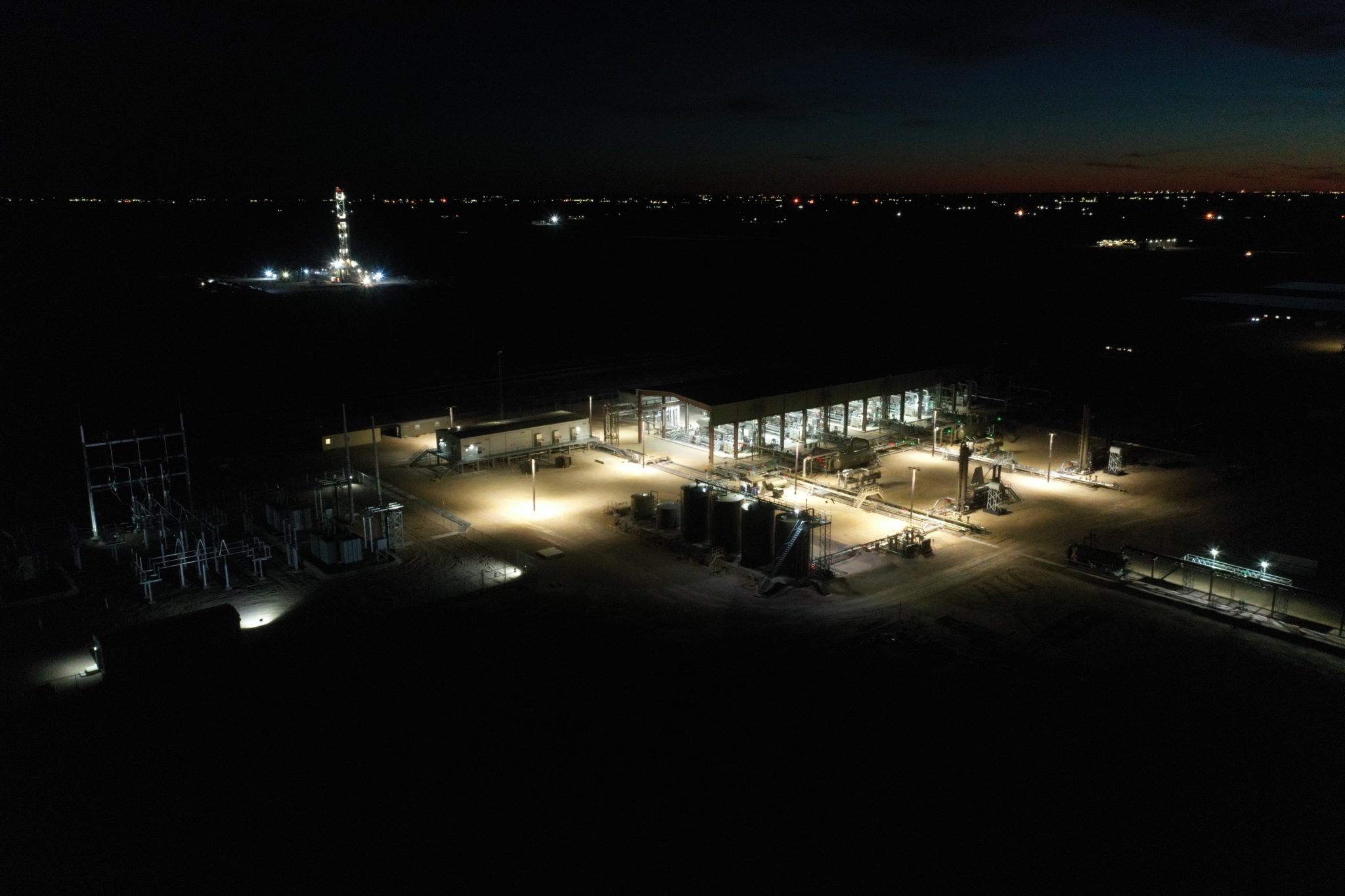 EDG Inc. Onshore Project Image at night of Large Capacity Compressor Station